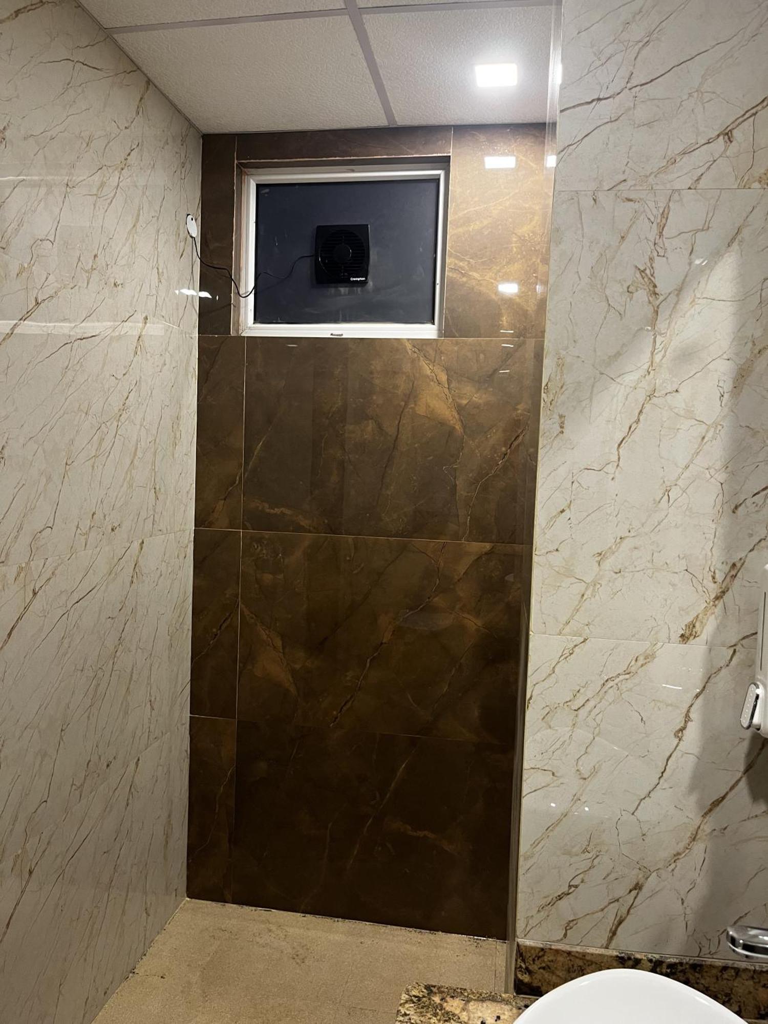 Roomquet Comfort Inn Prayagraj Exterior foto